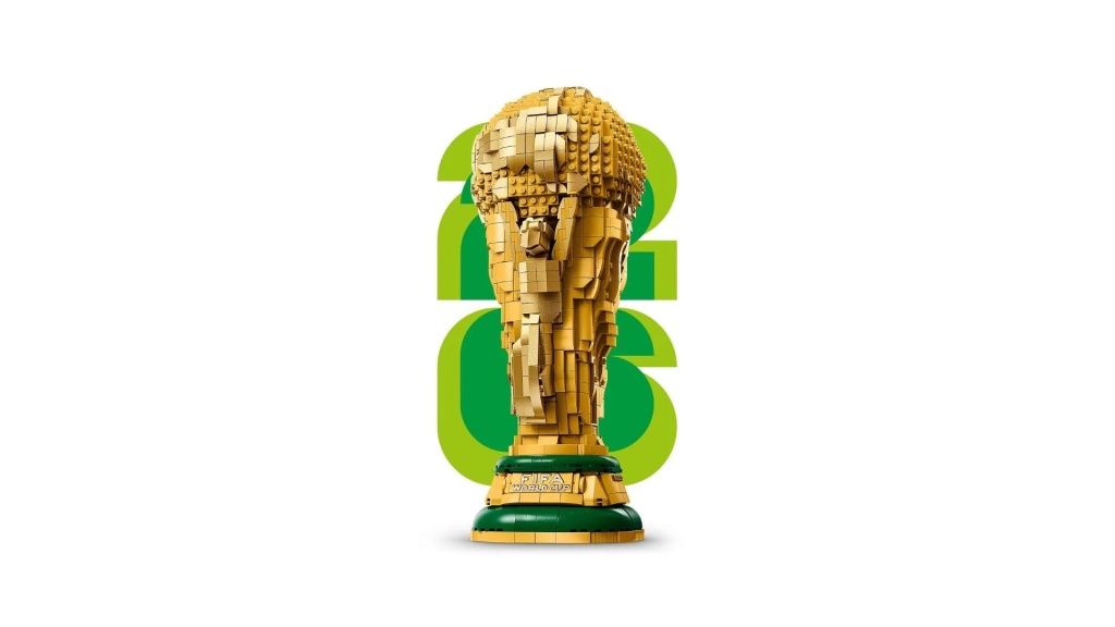 LEGO-Editions-43020-FIFA-World-Cup-Official-Trophy-feature.jpg.jpg